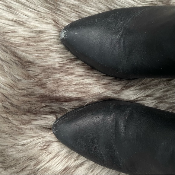 Size 5.5 Steve Madden Leather Boots - Picture 3 of 5